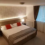 Medici Hotel&restaurant Hotel 4*
