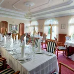 Medici Hotel&restaurant Hotel 4*