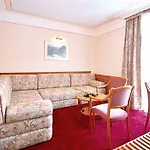 Medici & Restaurant 4* Veszprem