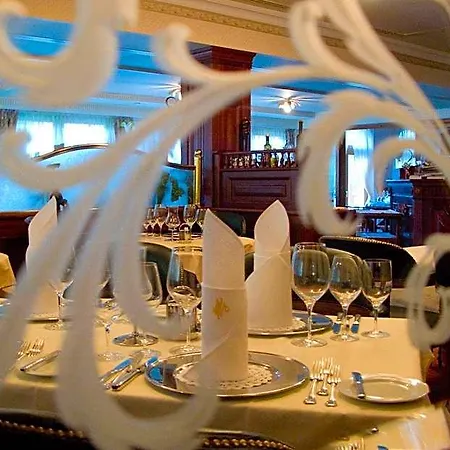 Medici & Restaurant 4*