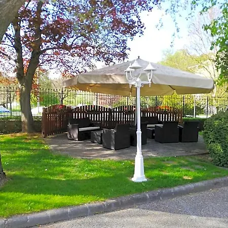 Medici & Restaurant Hotel 4*