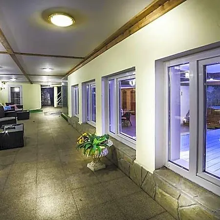 Medici & Restaurant