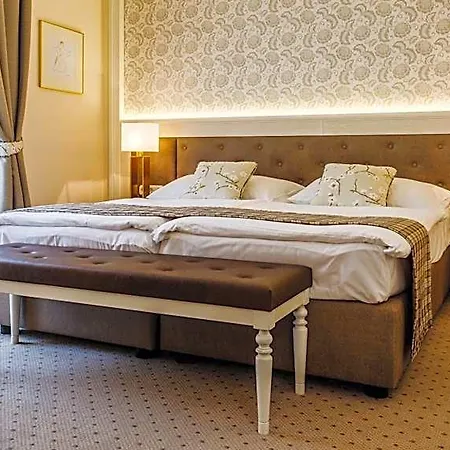 Medici & Restaurant Veszprem