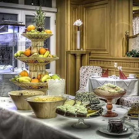 Medici & Restaurant Hotel Veszprem