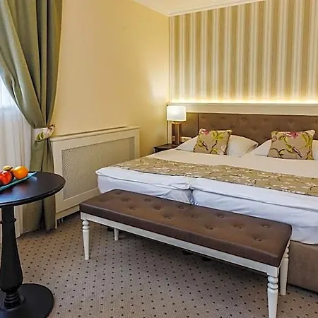 Medici & Restaurant Veszprem