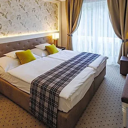 Medici & Restaurant Hotel Veszprem