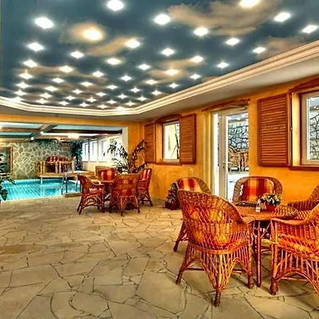 Medici & Restaurant Hotel
