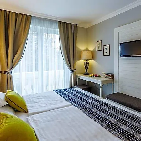 Medici & Restaurant Hotel 4*