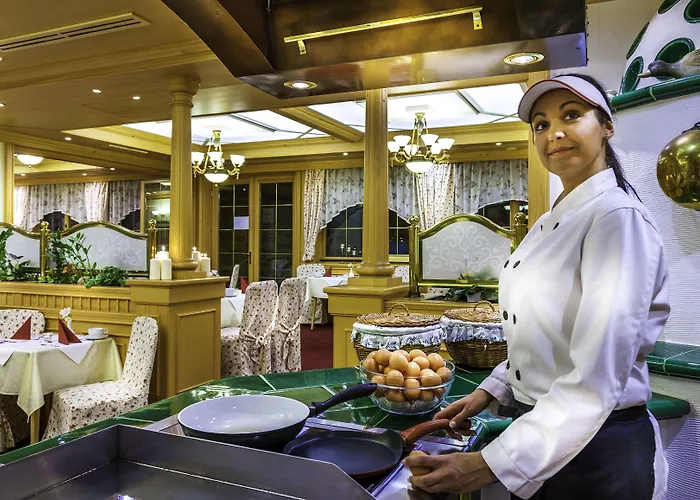 Medici & Restaurant Hotel 4*