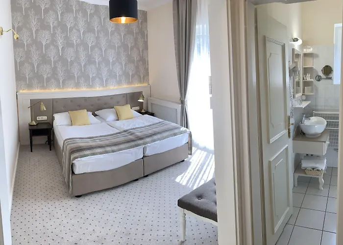 Medici & Restaurant Hotel