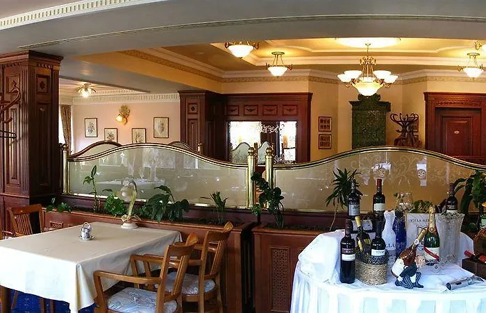 Medici & Restaurant Hotel